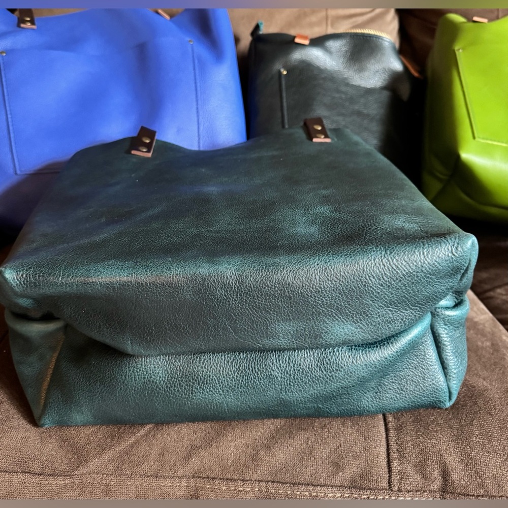 Portland Leather Goods Medium Classic Lagoon Tote - Picture 3 of 4